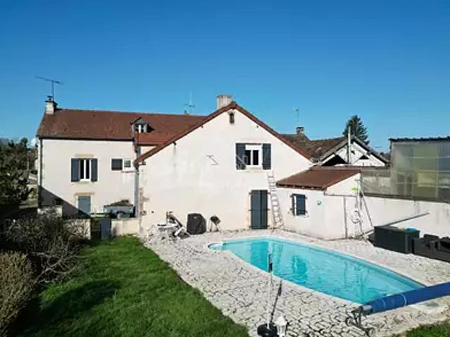 Maison vente à Les Petits Prés, Cosne-d'Allier