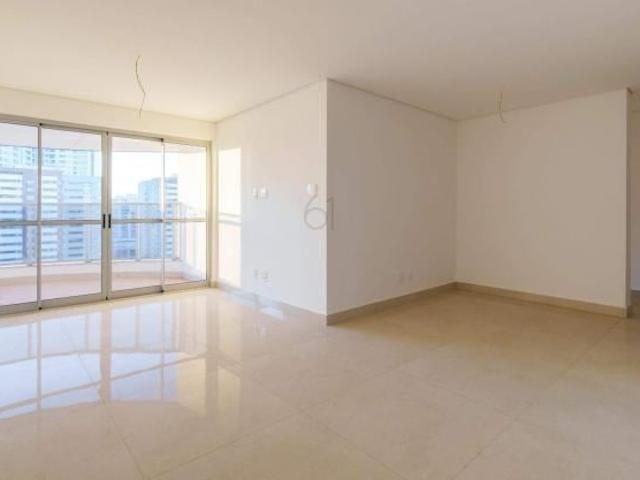 Apartamento venda em Região Geográfica Imediata do Distrito Federal, Região Integrada de Desenvolvimento do Distrito Federal e Entorno