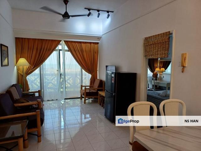 Condominium for rent in Malaka