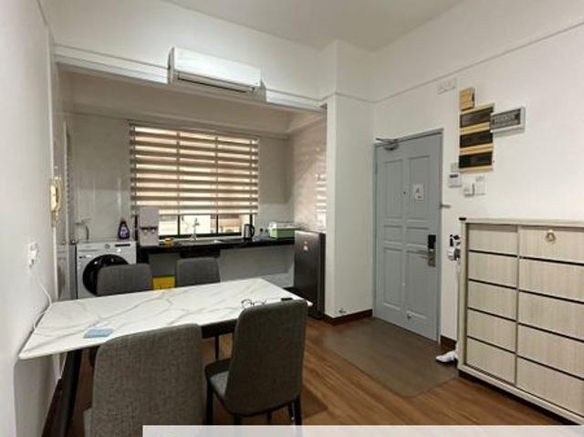 Condominium for rent in Malaka