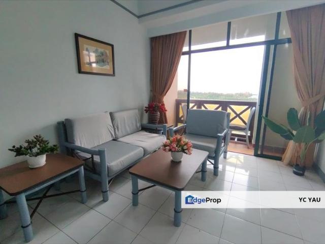 Condominium for sale in Malaka