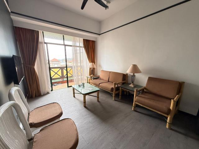 Serviced Residence for sale in Malaka