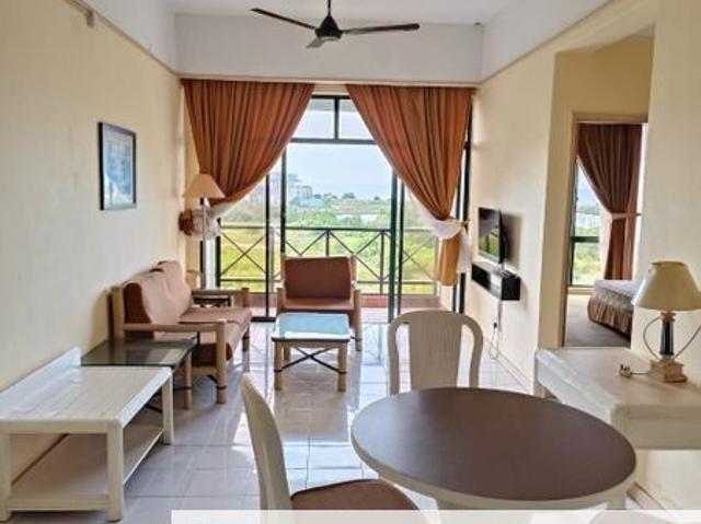 Condominium for sale in Malaka