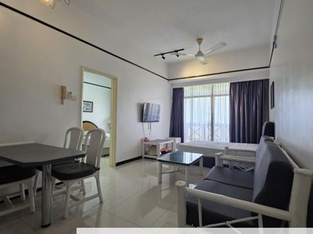 Condominium for rent in Malaka