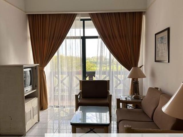 Condominium for sale in Malaka