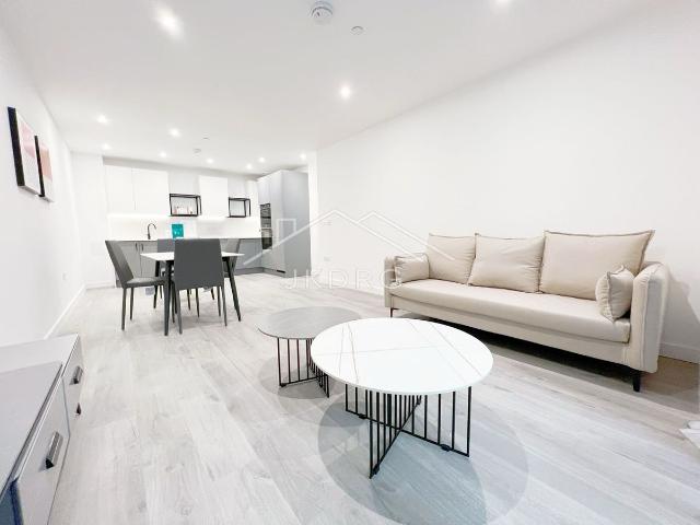 Apartment for rent in Brownswood Park, Stoke Newington