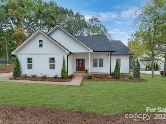 House for sale in Bessemer City, North Carolina