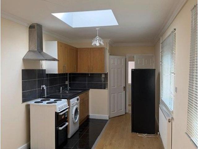 Studio for rent in London Borough of Ealing, Greenford