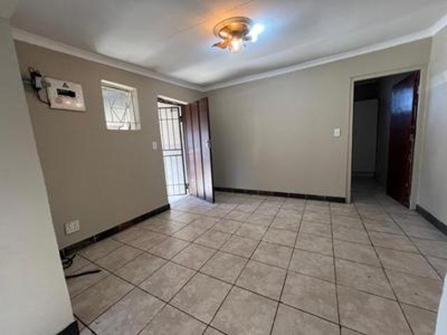 Apartment for rent in Vosloorus, Gauteng
