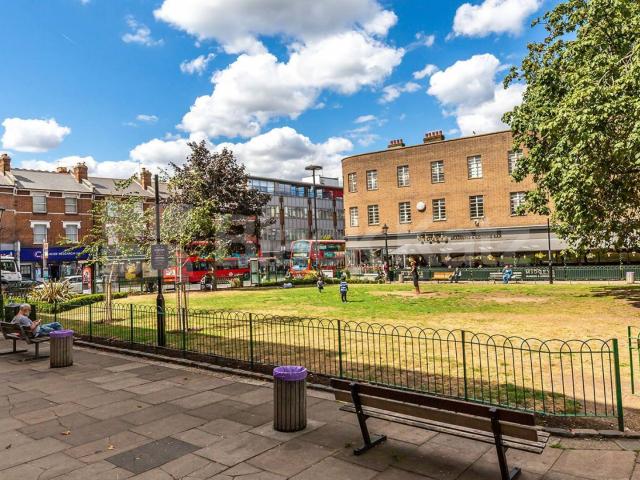 Apartment for rent in Crouch End, Greater London