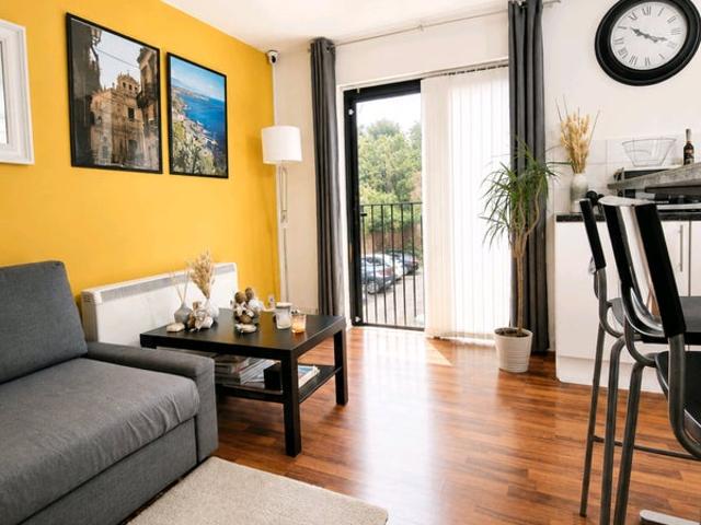 Apartment for rent in Highbury, Greater London