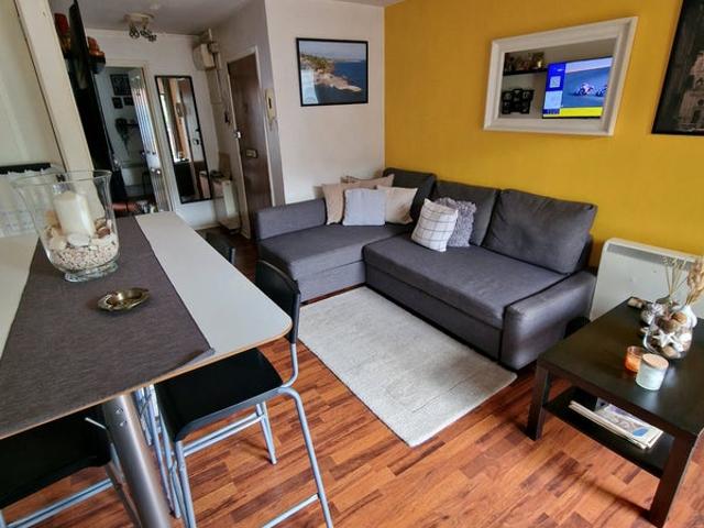 Apartment for rent in Highbury, Greater London