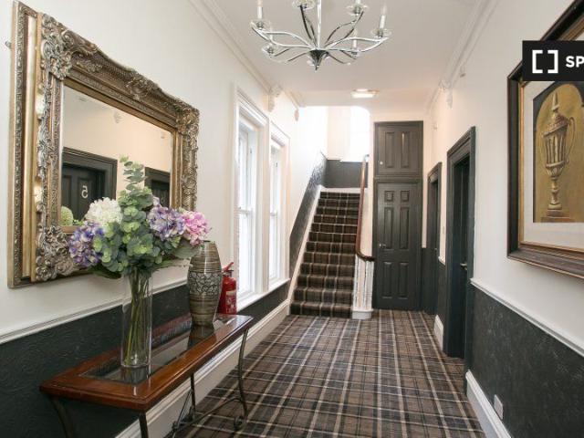 Apartment to rent in Bluebell, North Tipperary