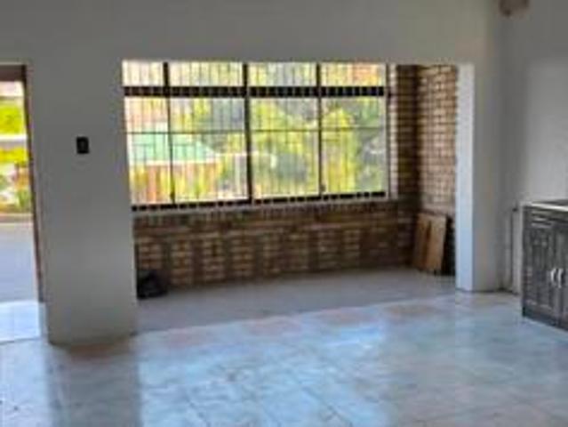 Apartment for rent in Seaview, Kwazulu-natal