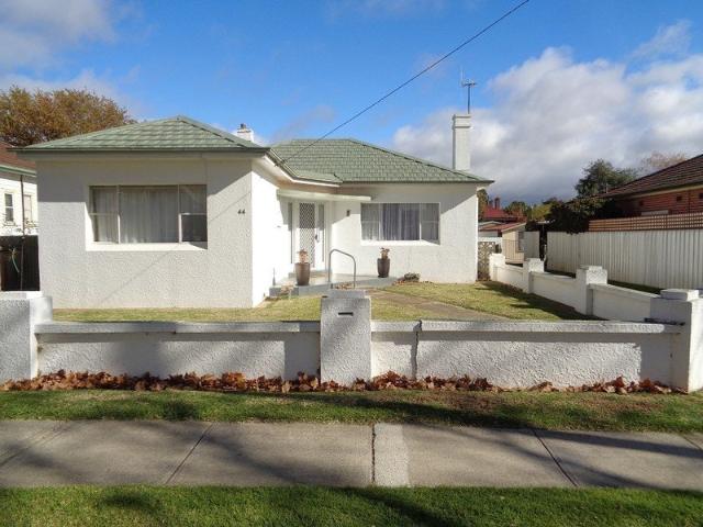 House for rent in Brisbane Grove, New South Wales