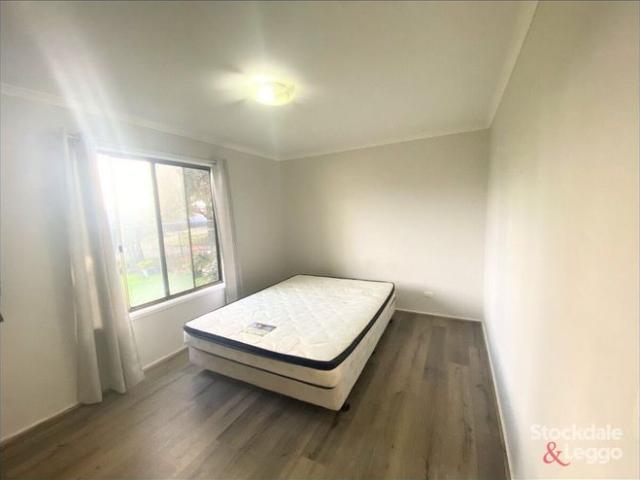 House for rent in Wimbledon Heights, Victoria