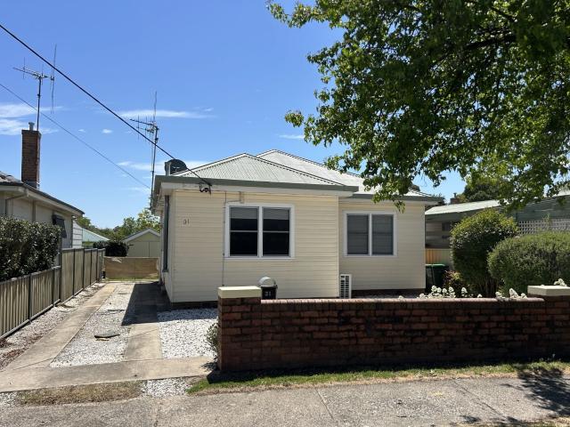 House for rent in Bowen, Orange