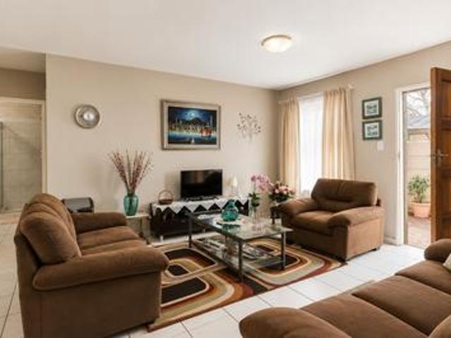 Apartment for rent in Springs, City of Ekurhuleni Metropolitan Municipality
