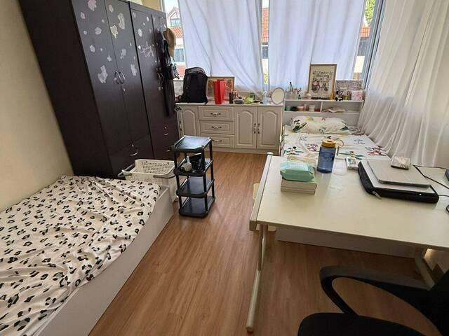 Room for rent