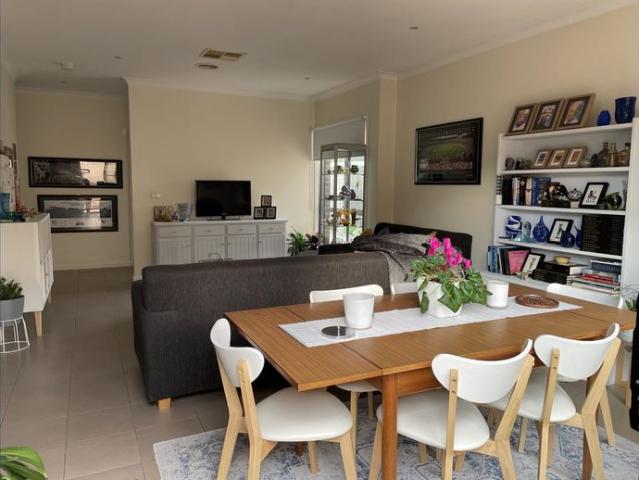 Townhouse for rent in Camerons Creek, Victoria