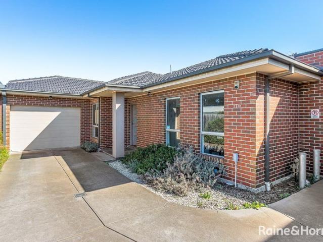 Townhouse for rent in Camerons Creek, Victoria