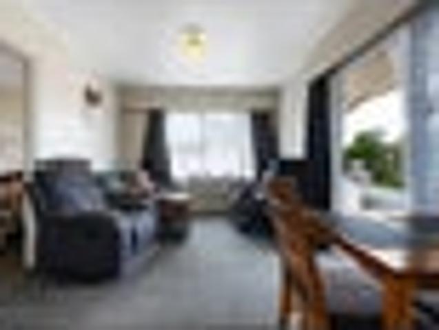Apartment for sale in Fairburn, Northland