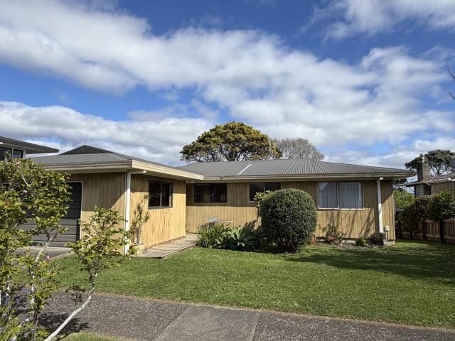House for rent in Ōmokoroa Beach, Ōmokoroa