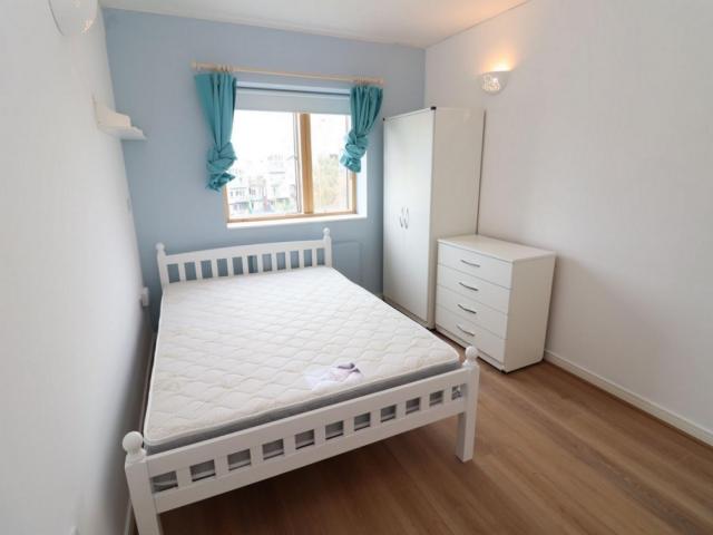 Room for rent in East Greenwich, Greater London