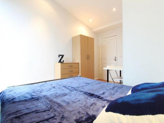 Room for rent in Limehouse, Greater London