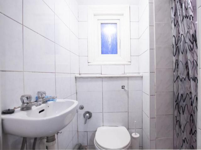 Room for rent in Kilburn, Greater London