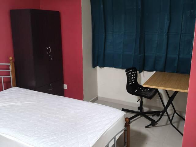 Room for rent
