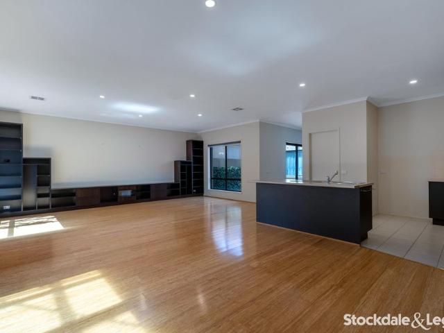 House for rent in Highlands, Melbourne