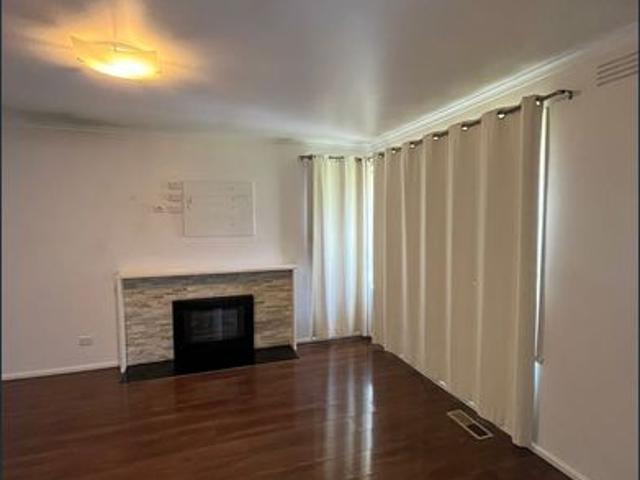 House for rent in Greensborough, Melbourne