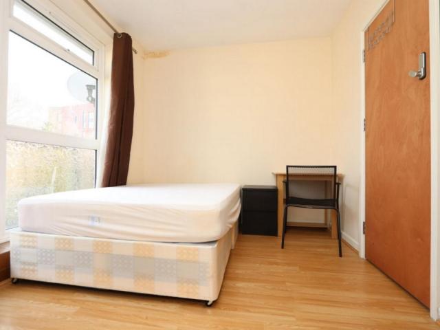 Room for rent in Blackwall, Greater London