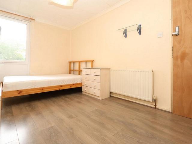 Room for rent in Old Ford, Bow