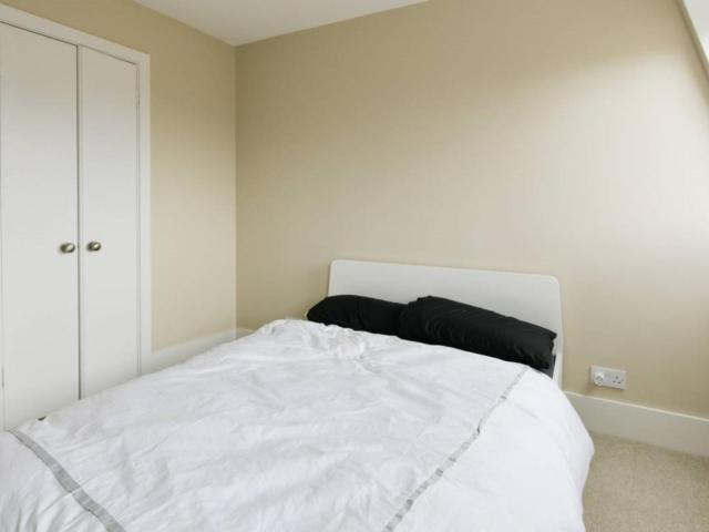 Room for rent in Fulham, Greater London