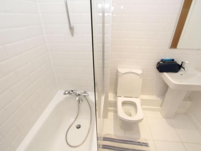 Room for rent in East Greenwich, Greater London