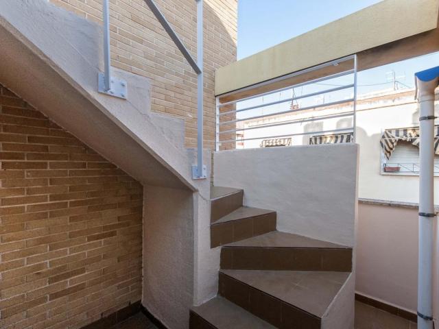 Apartamento en alquiler en Alicante, les Carolines Baixes