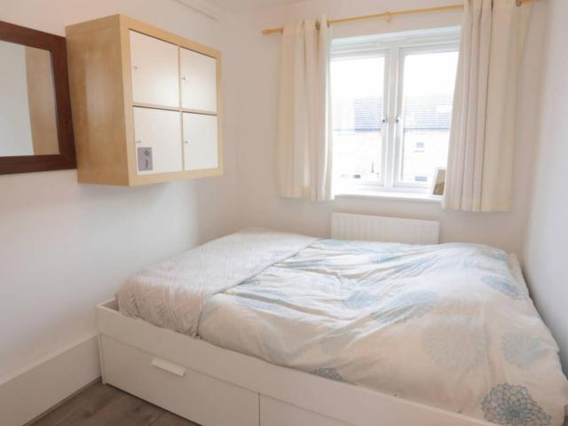 Room for rent in Stepney, Greater London
