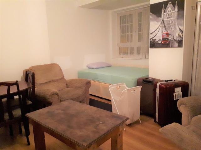 Room for rent in St. George in the East, Wapping