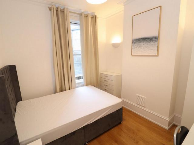 Room for rent in Hammersmith, Greater London