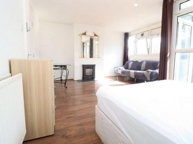Room for rent in Isle Of Dogs, Greater London