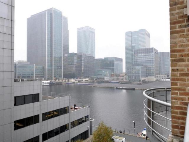 Room for rent in Isle Of Dogs, Greater London