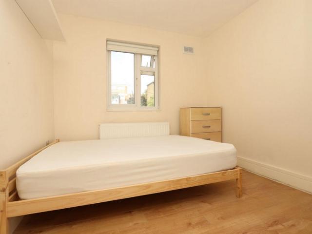 Room for rent in South Hackney, Greater London