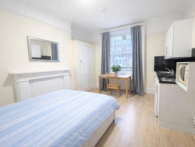 Apartment for rent in Chelsea, Greater London