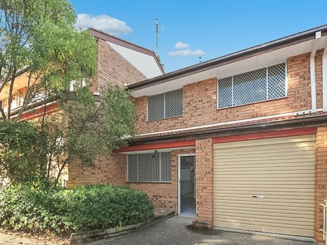 Townhouse for rent in Sydney, New South Wales