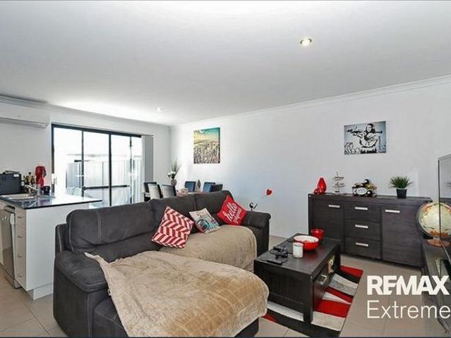 House for rent in Banksia Grove, Western Australia
