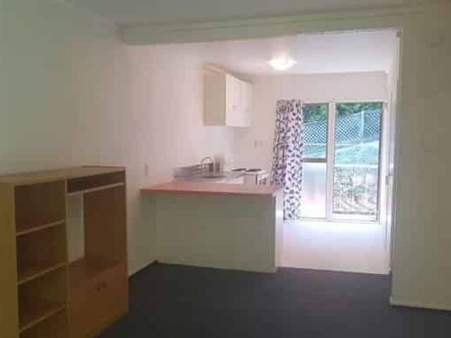 Apartment for rent in Days Bay, Wellington