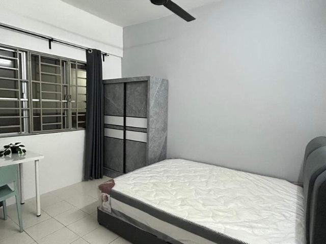 Room for rent in PJS 11, Majlis Bandaraya Subang Jaya