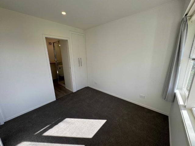 Apartment for rent in Saint Johns, Ōrākei
